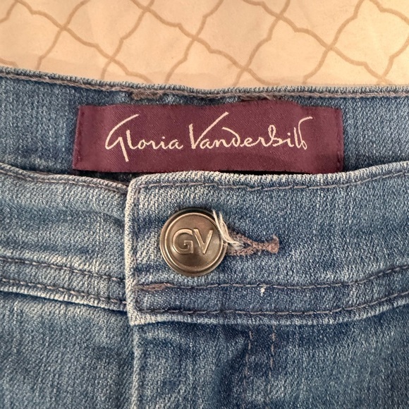 Gloria Vanderbilt Classic Denim Straight Leg Jeans - Picture 8 of 13